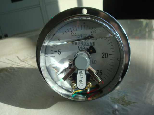 金百博压力表